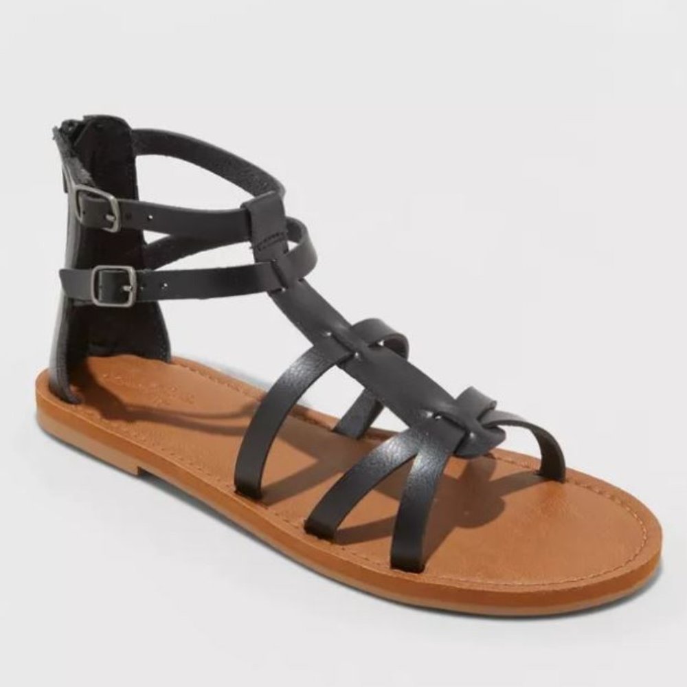 Universal Thread Black Strappy Gladiator Sandals